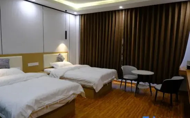 Litang Yutuocang Hotel