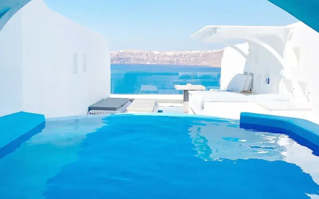 Astarte Suites