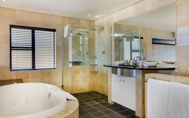 Bakoven Blue in Cape Town