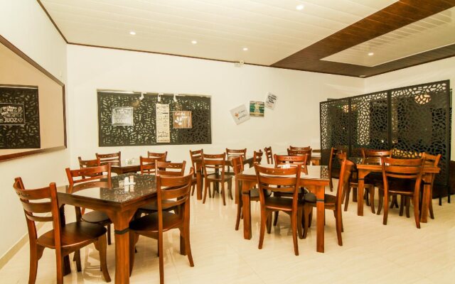 Clove Transit Hotel by OYO Rooms