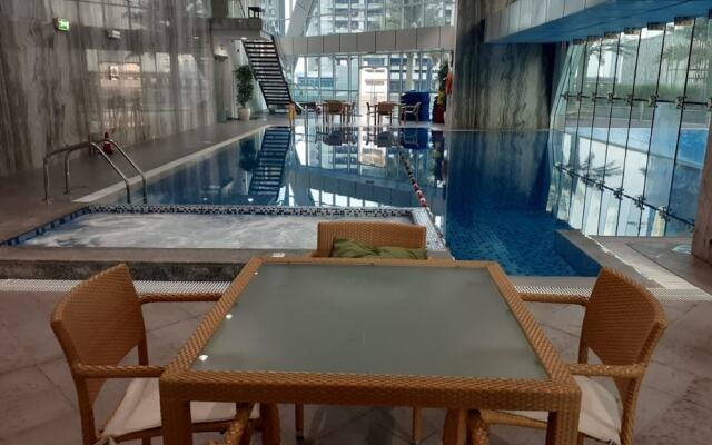 3 BR Spectacular view in Marina