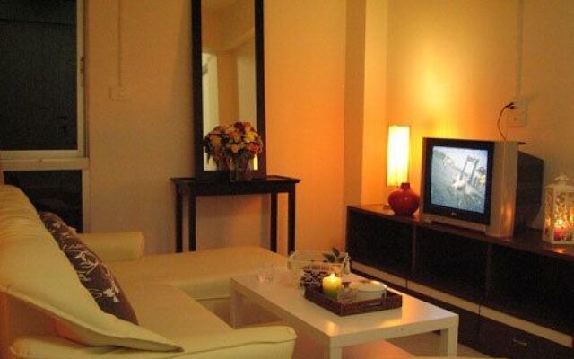 The Room Resort Apartment
