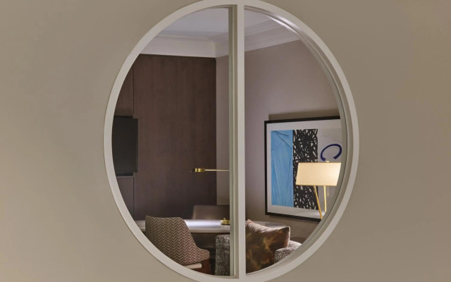 Hotel Crescent Court