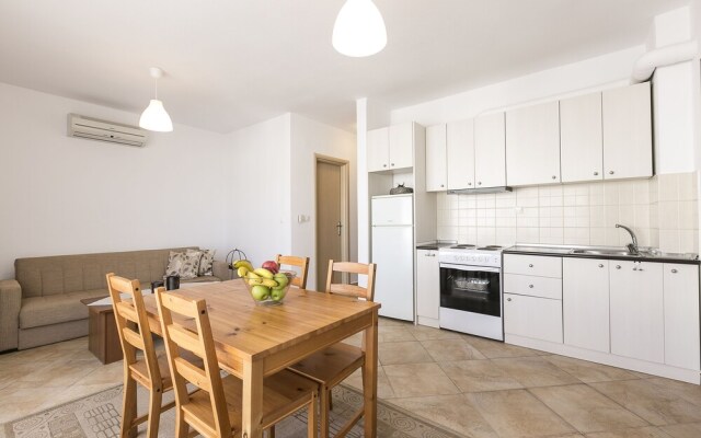 Velia Seaside Apartments