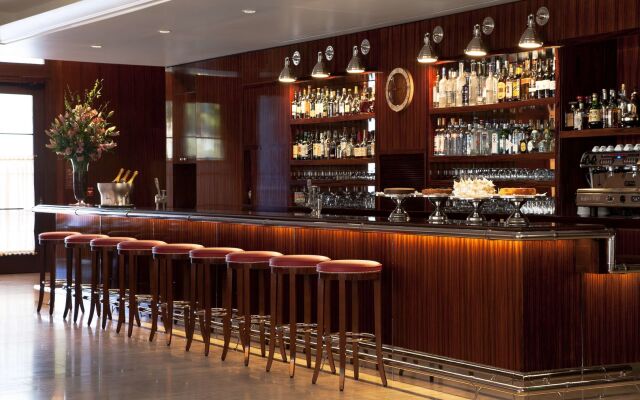 Cameo Beverly Hills