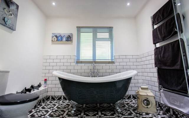 Oakley Country Retreat-1 Bed-garden-free Parking