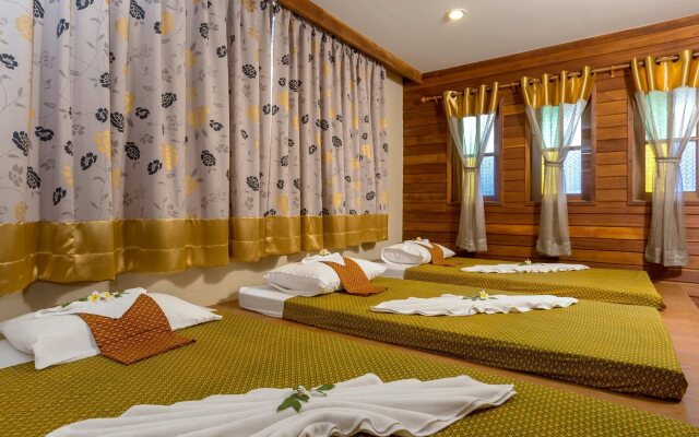Naina Resort & Spa Hotel