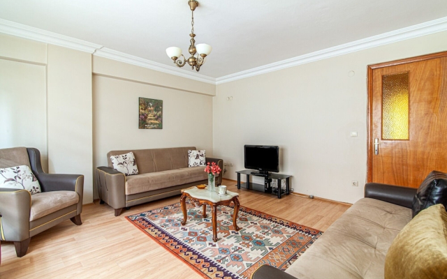 Cozy and Central Flat Close to Cevahir in Sisli