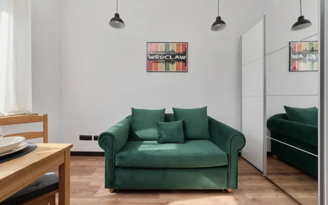 Norwida Apartment Wroclaw by Renters