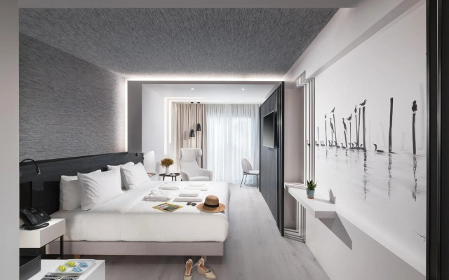 Ivis 4 Boutique Hotel