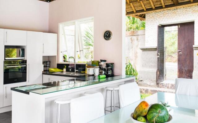 Villa Bliss a paradise of three independent Villas