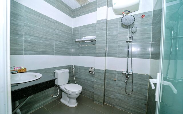 Vinh Hoi Hotel