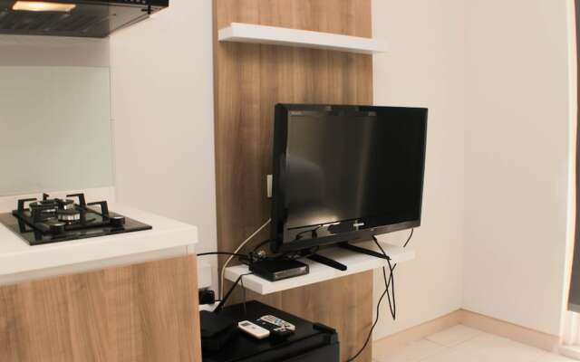 Great Location Studio Room At Springlake Summarecon Bekasi Apartment