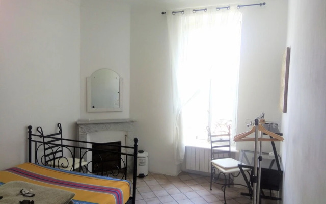 Nice Center Room