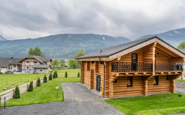Lovely Chalet With Lush Green View in Carinthia