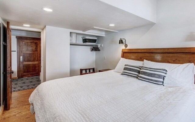 Stunning New Copper Condo