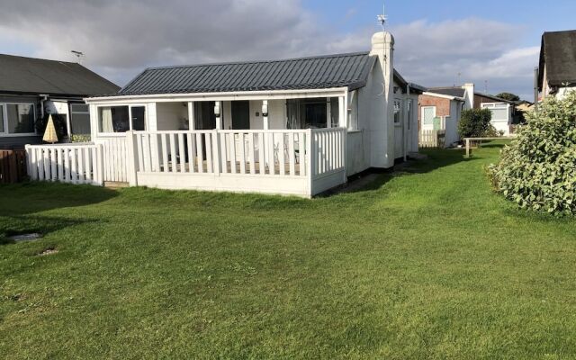 Seabirds - 3 bed chalet, dog friendly, Bridlington