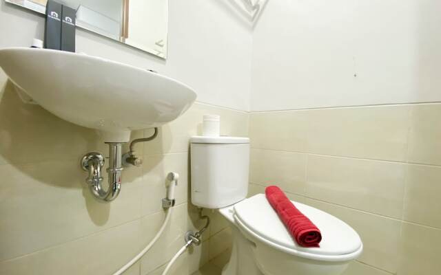 Chic And Cozy Studio Apartment At Transpark Juanda Bekasi