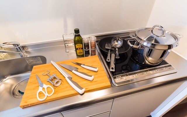 L-style Hanazonocho Apartment B