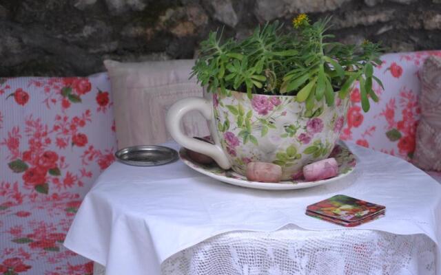 Bujtina Kodiket Guesthouse