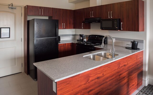 Chateau Nova Yellowknife
