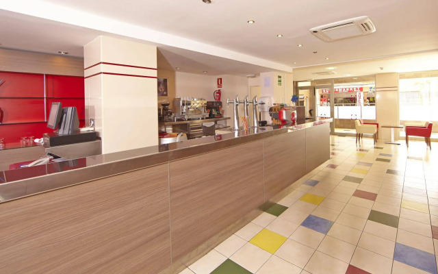 MLL Caribbean Bay Hotel