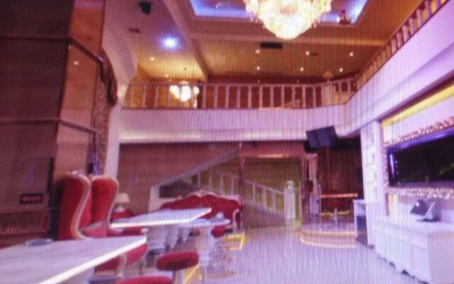 Shihezi Hotel