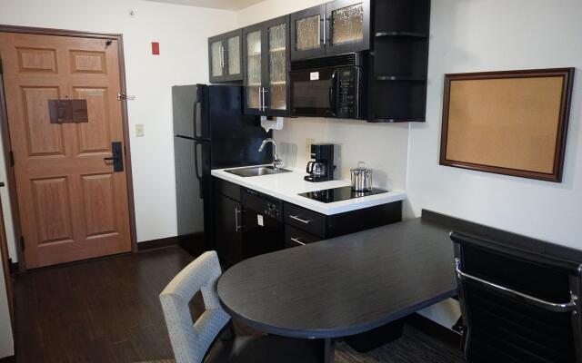 Candlewood Suites Tulsa