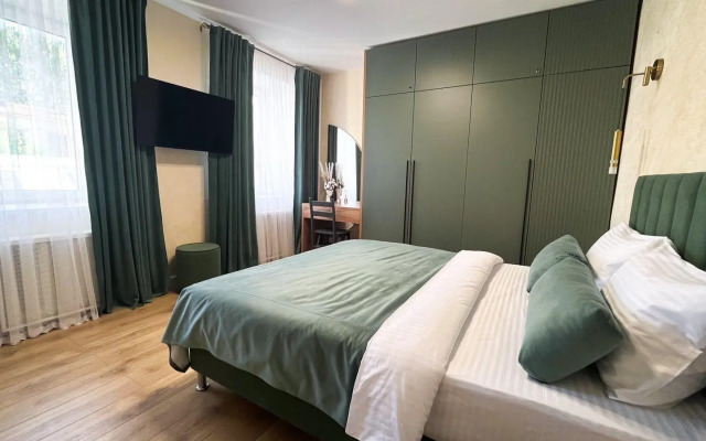 Апартаменты на Набережной Мойки 60