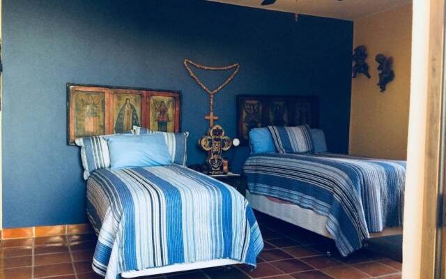 AV054 LoretoBay Luxury Villa Pool View