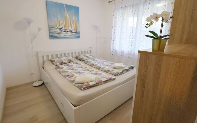 Galerius Golden Beach Apartment