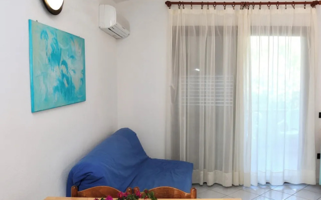 Residence with swimming pool in Ottiolu