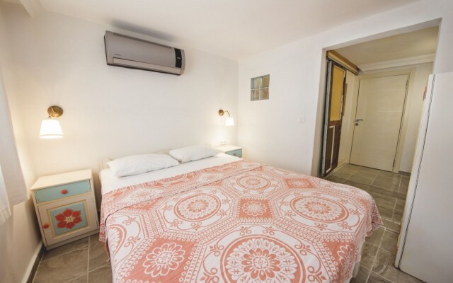 Kuytu Bed & Breakfast