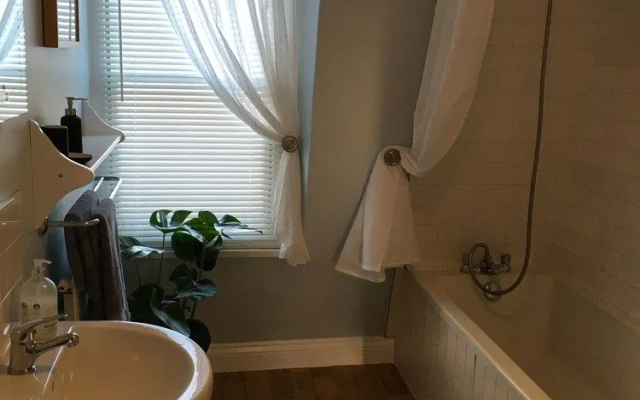 Chic City Centre Georgian Maisonette