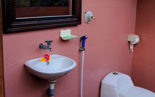 Tepi Sungai Guesthouse & Restaurant