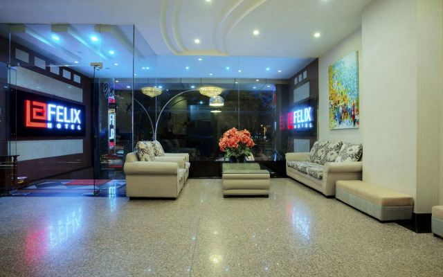 La Felix Hotel