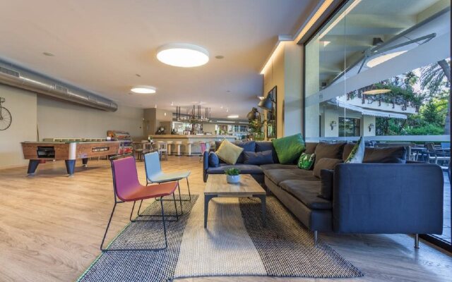 Intelier Orange Hotel