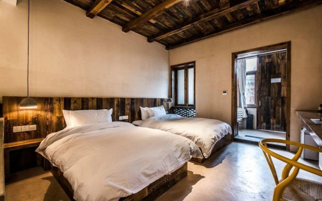 Go Native Downtown House Ningbo