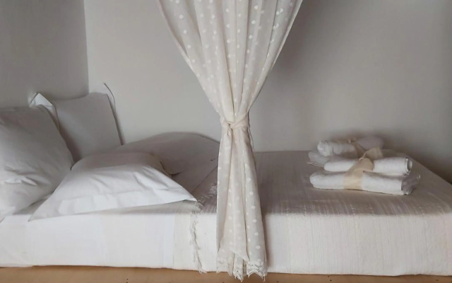 Traditional house in Asfendiou