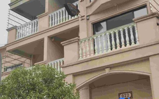 Pingtang Yueke Home Inn