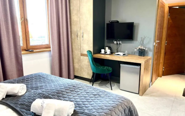ELFF -Apartamenty i pokoje gościnne