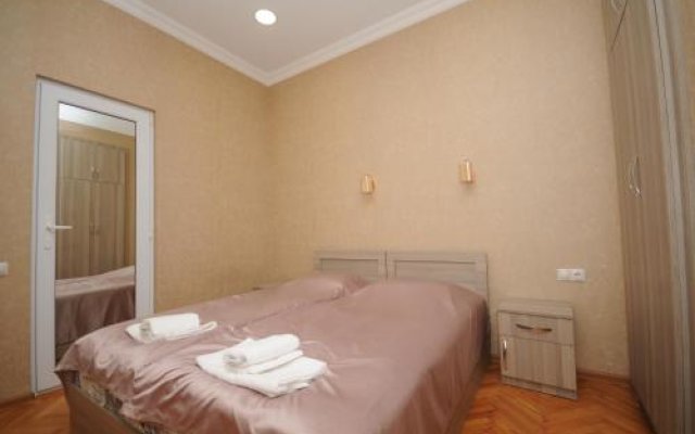 Hotel 9 Rooms-Avlabari