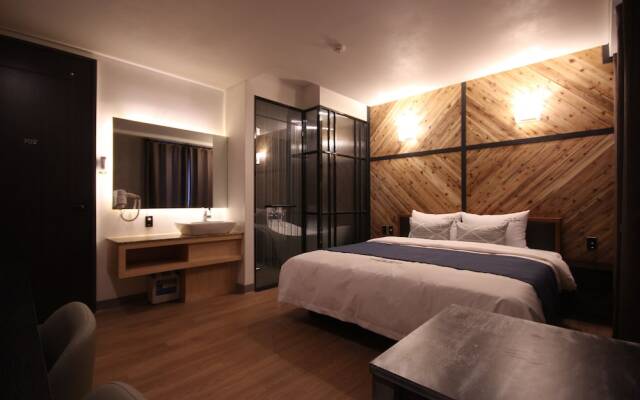 The Club Hotel Seomyeon