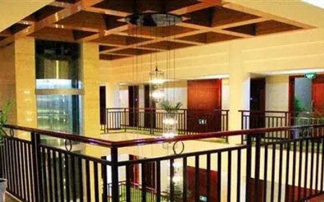 Metropolo Wuyishan Resort