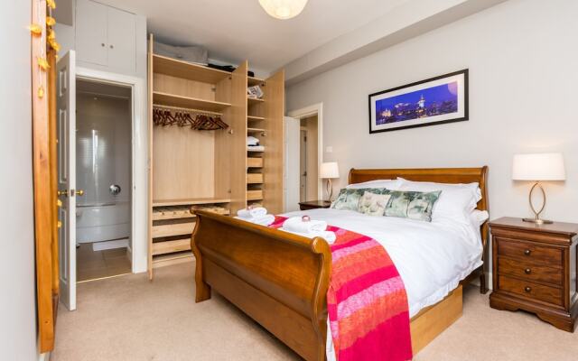 Luxury New Town 1 Bed Apartment