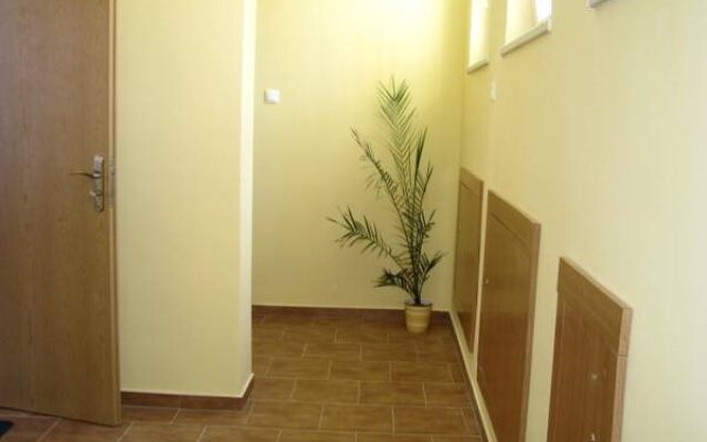 Hostel4u