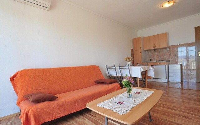 Amazing Home in Lokva Rogoznica With Wifi and 2 Bedrooms