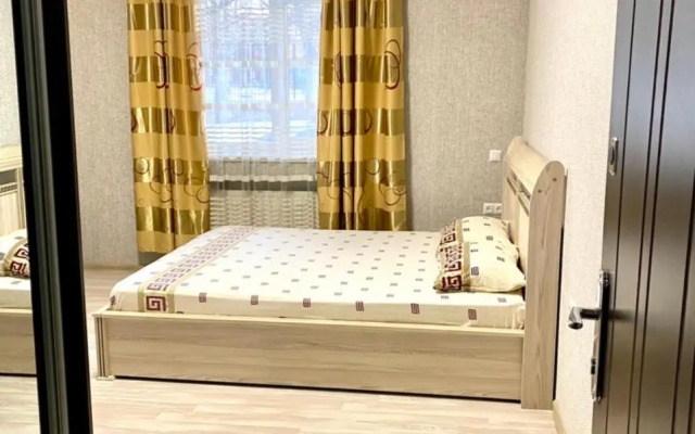 Apartment studio-біля вокзалу-недалеко від центру- наразі є світло