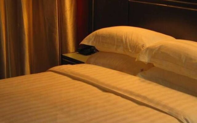 Huayi Business Hotel
