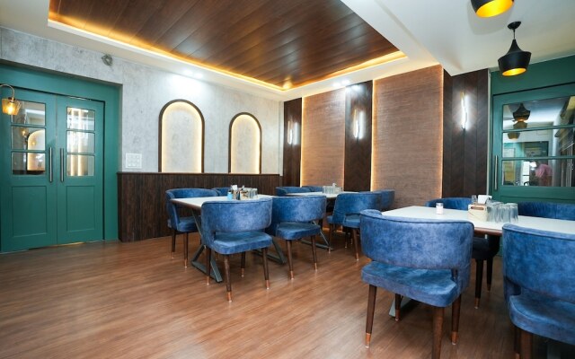 Hotel Opera Inn near Central Bus Stand